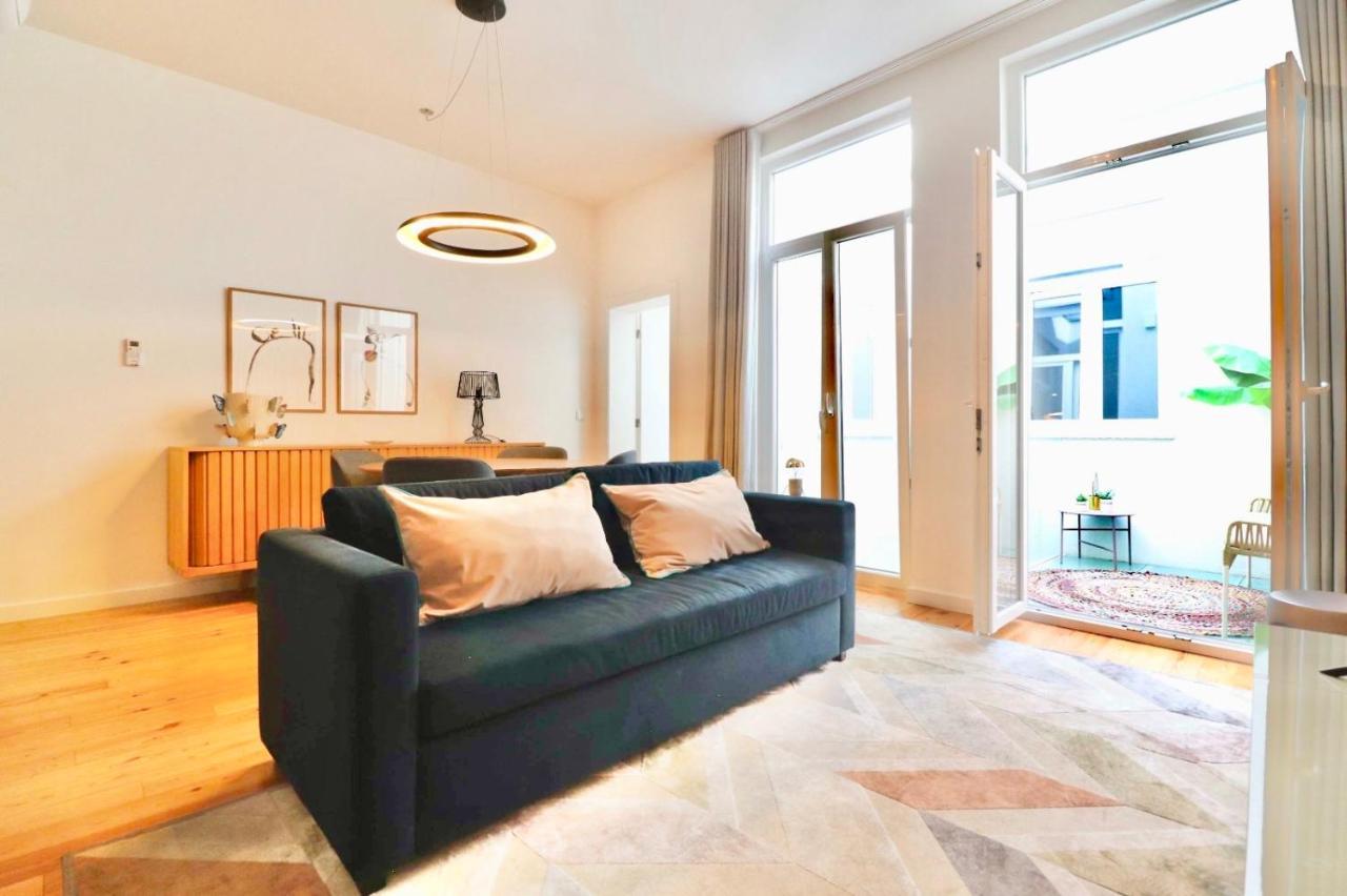 Biscainhos Flat By The Arch - Charming Apartments In The Historic Center Braga Bagian luar foto